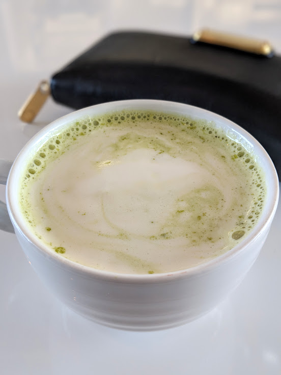 00100dPORTRAIT_00100_BURST20180122123929778_COVER