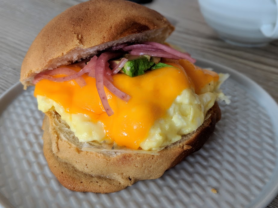 00100dPORTRAIT_00100_BURST20180122125111117_COVER