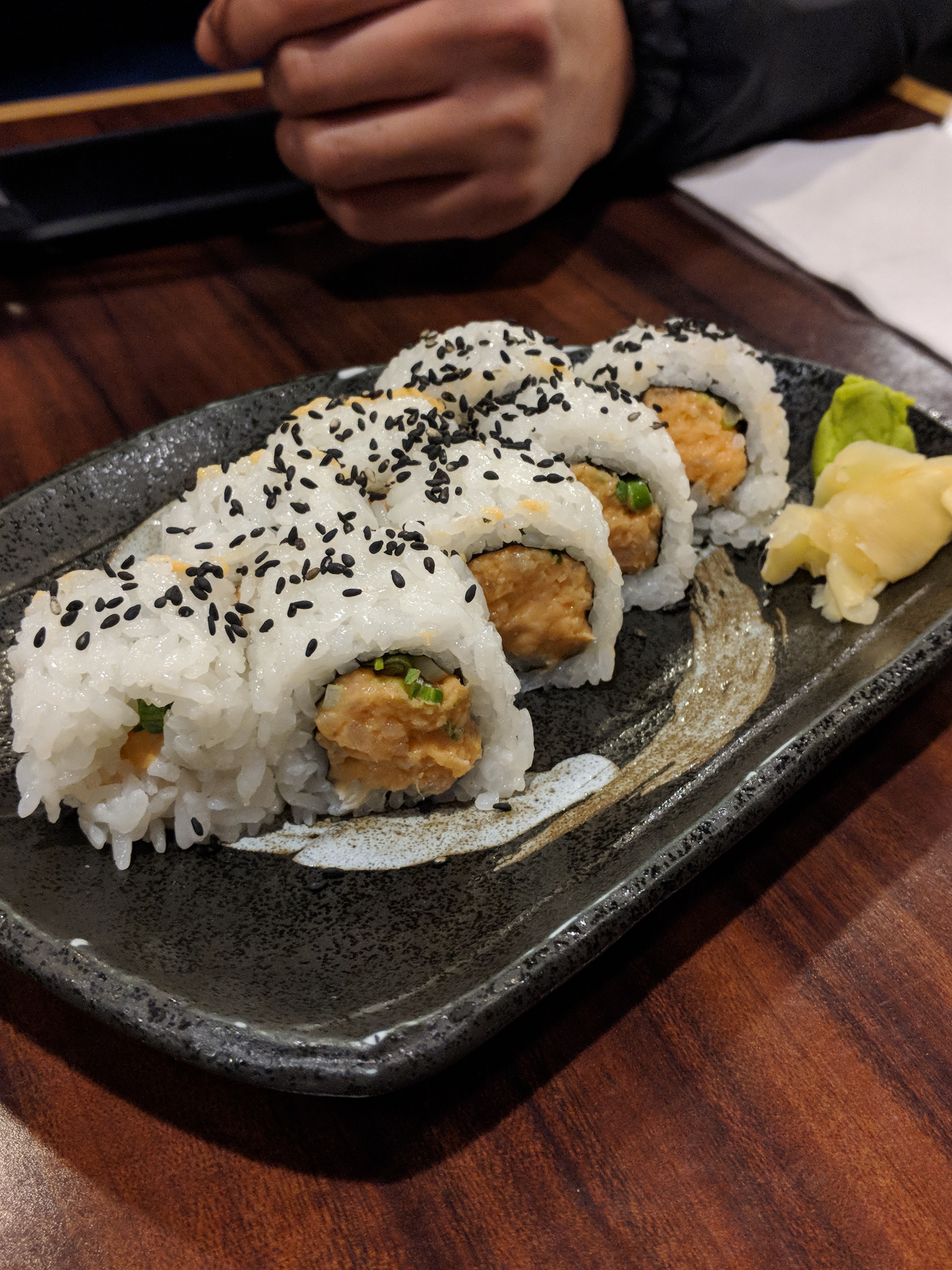 00000portrait_00000_burst20180526214013767