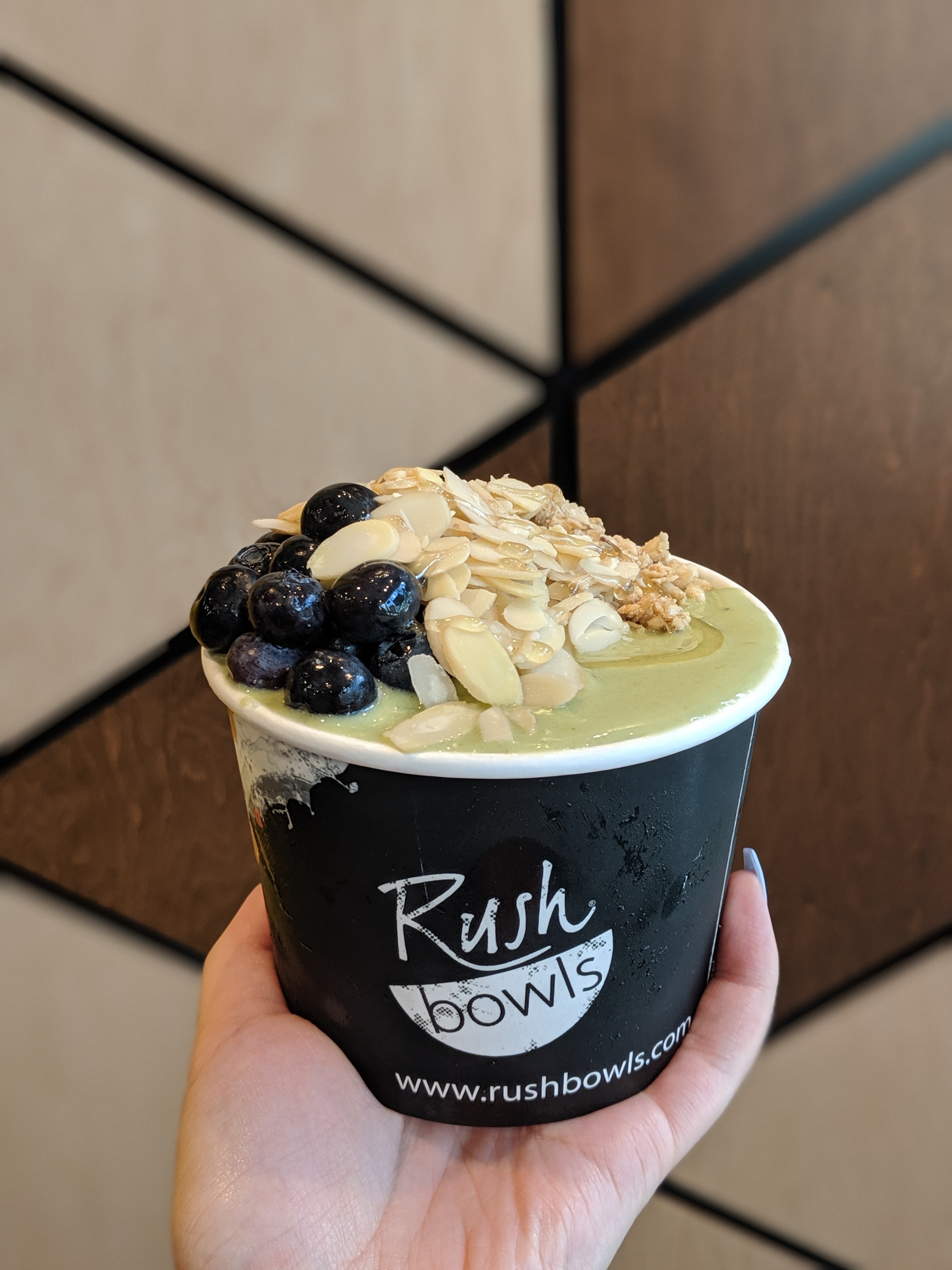 00100dportrait_00100_burst20190612103508100_cover