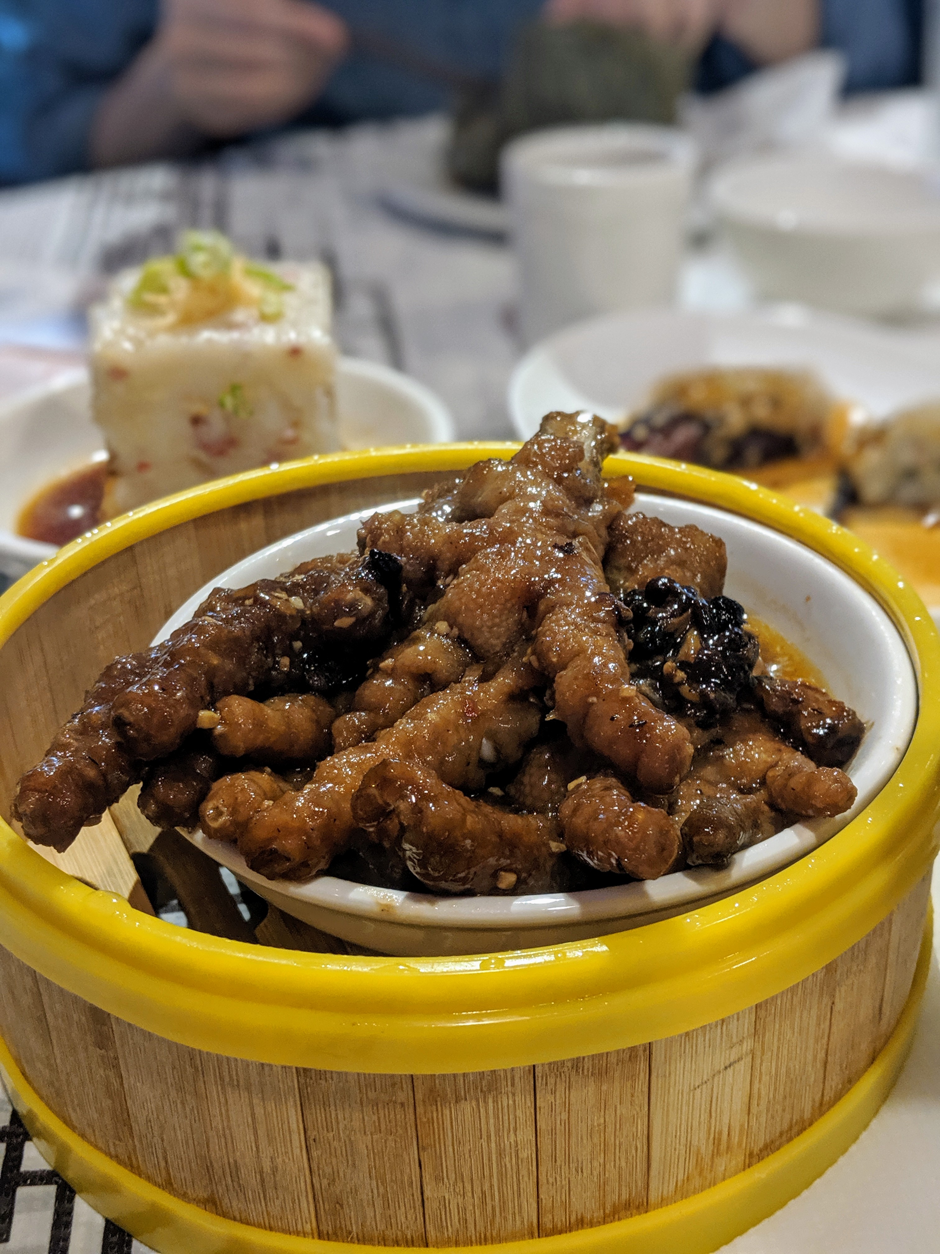 00100dportrait_00100_burst20190914132109266_cover