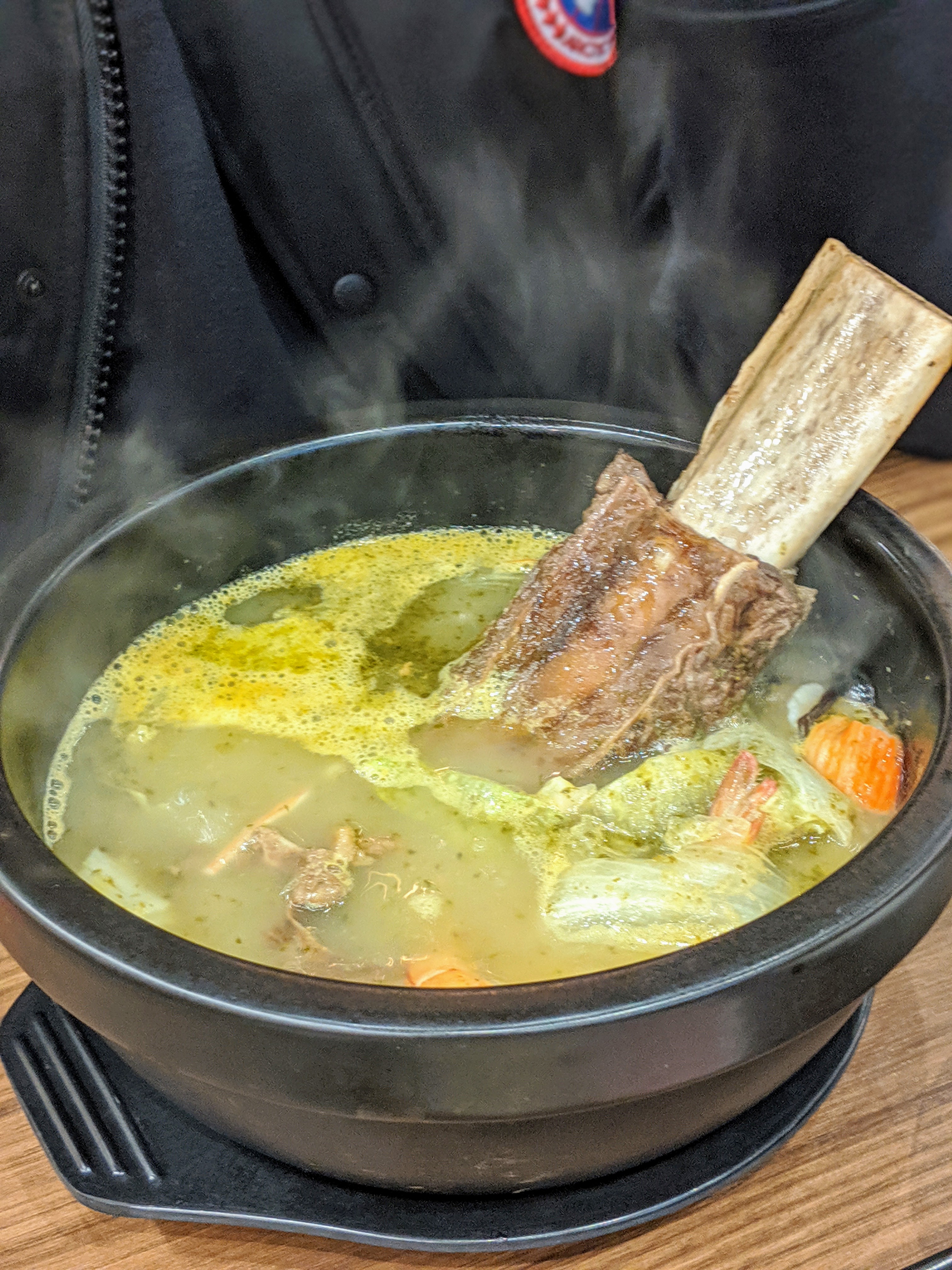 00100lportrait_00100_burst20191005175911298_cover