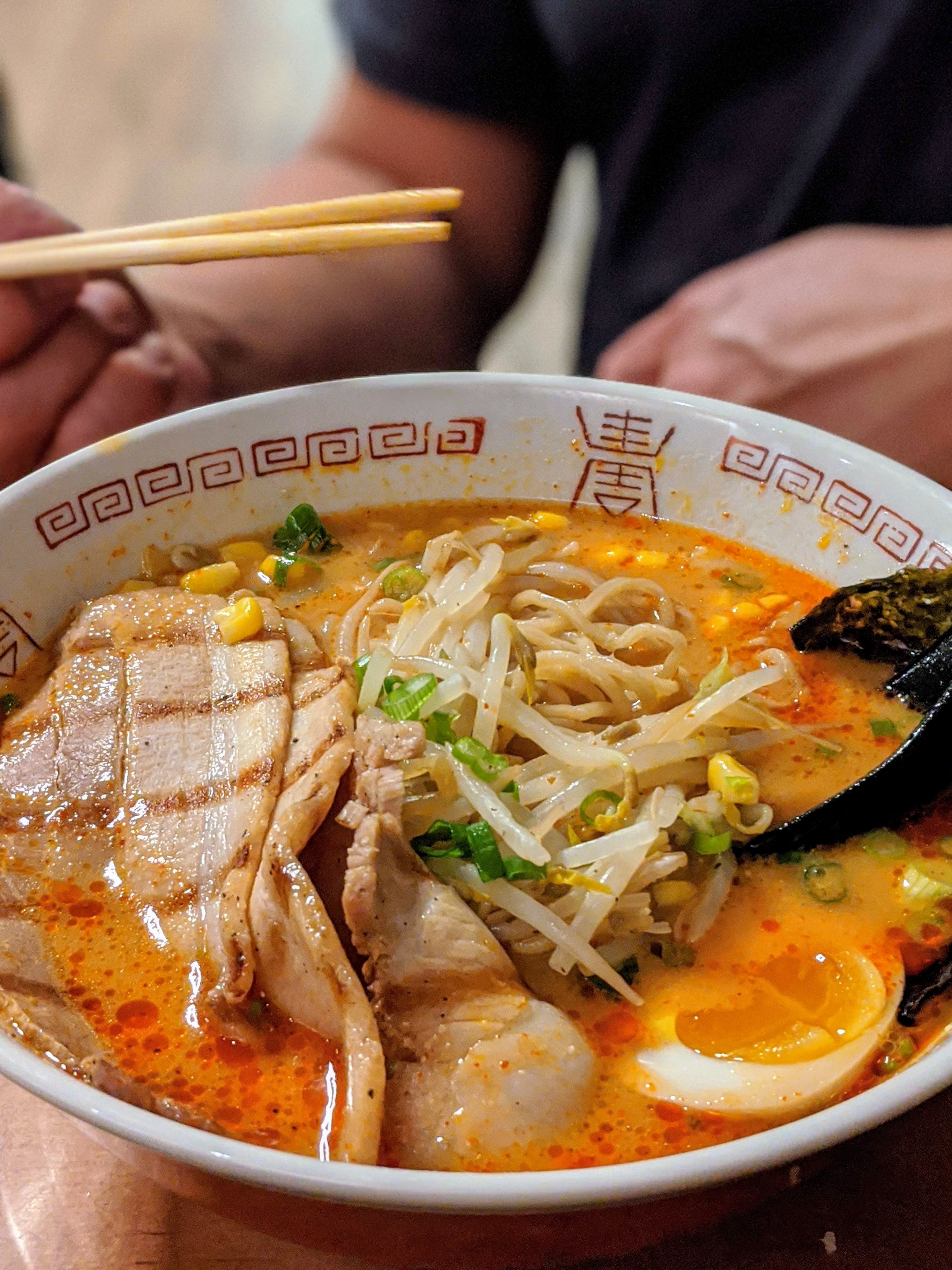 00100lrPORTRAIT_00100_BURST20191129211032157_COVER