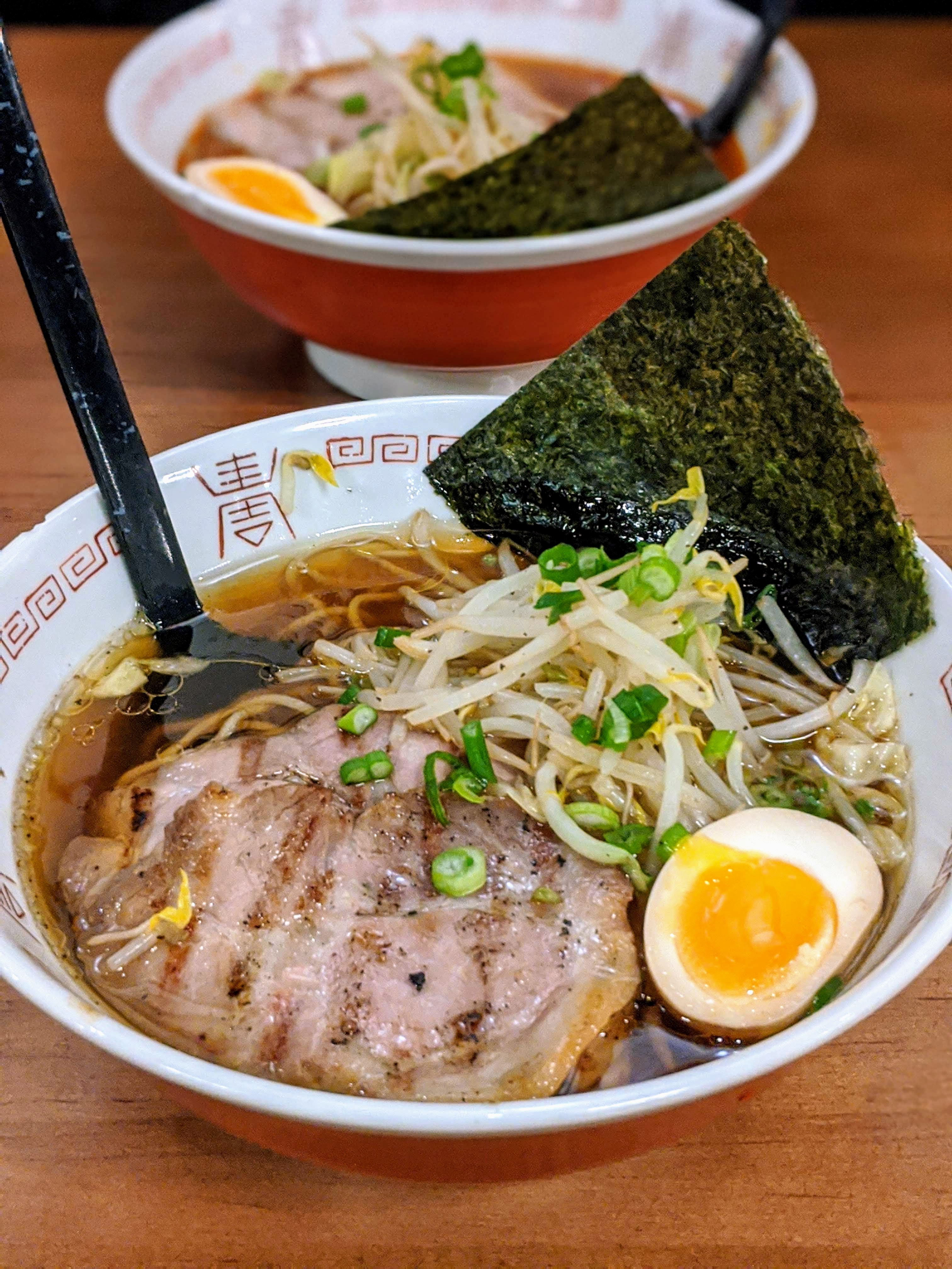 00100lrPORTRAIT_00100_BURST20191213214516585_COVER