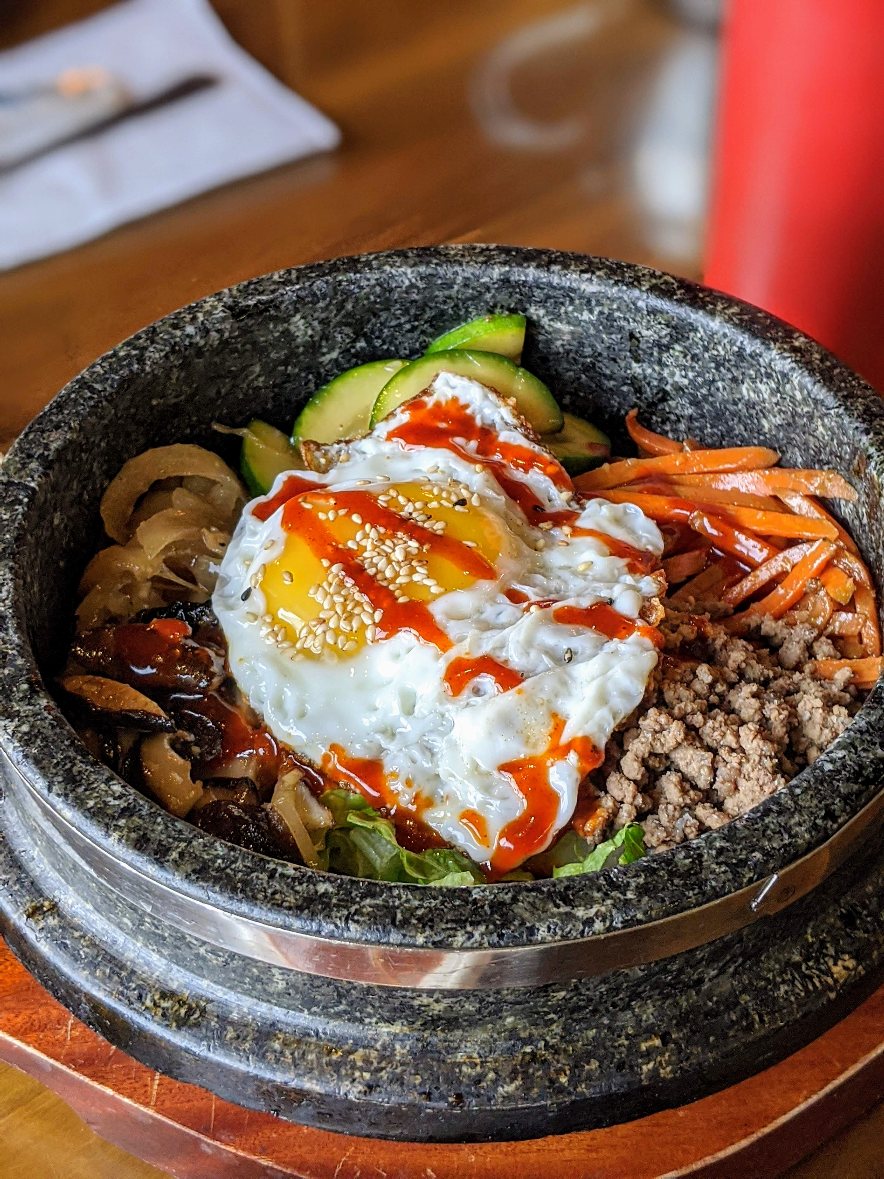 00100lrportrait_00100_burst20200129132045289_cover